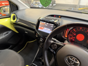 2017 Toyota Aygo 1.0 Vvt-I X-Cite 3 Yellow Bi-Tone in Yellow — image 2