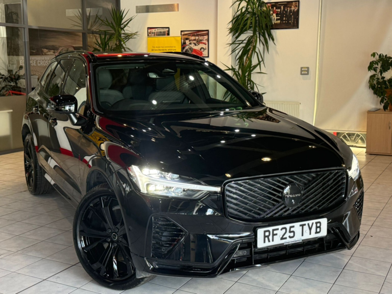2025 Volvo Xc60 2.0 Black Edition Plus T6 AWD (350 Hp) in Black — image 1