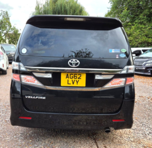 2012 Toyota Vellfire 2.4l - G Edition-Captain Seats-Upgraded Car-Ulez/caz Pass-Free 48months Gold Warranty & 12months Aa Breakdown Cover in Black — image 5