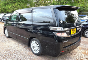 2012 Toyota Vellfire 2.4l - G Edition-Captain Seats-Upgraded Car-Ulez/caz Pass-Free 48months Gold Warranty & 12months Aa Breakdown Cover in Black — image 6