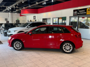2013 Audi A3 1.6 Tdi Se in Red — image 6