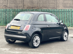 2014 Fiat 500 1.2 500 1.2 69hp Lounge in Black — image 4