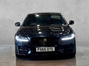 2015 Jaguar Xf 2.0d R-Sport Auto Euro 6 (s/s) 4dr in Black — image 2