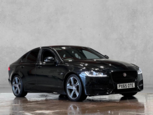 2015 Jaguar Xf 2.0d R-Sport Auto Euro 6 (s/s) 4dr in Black — image 3