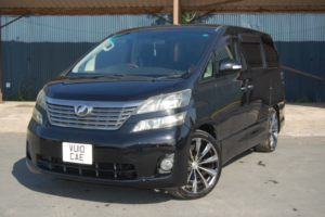 2010 Toyota Vellfire 2.4 24z in Black — image 3
