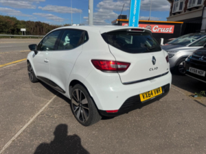 2014 Renault Clio 1.5 Dci Dynamique S Medianav Edc Euro 5 5dr in White — image 4