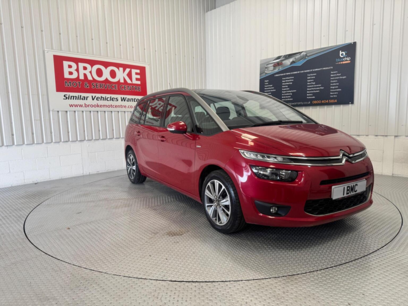 2015 Citroen Grand C4 Picasso 1.6 Bluehdi Exclusive Euro 6 (s/s) 5dr in Red — image 1