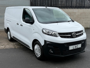 2023 Vauxhall Vivaro 1.5 Turbo D 2900 Prime L2 H1 Euro 6 (s/s) 6dr in White — image 3