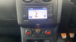 2012 Nissan Qashqai 1.5 Dci N-Tec+ 2WD Euro 5 5dr in Red — image 6