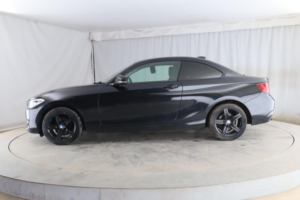 2017 BMW 2 Series 1.5 218i Sport Euro 6 (s/s) 2dr in Black — image 5