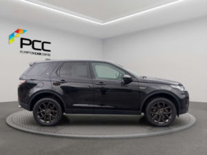 2019 Land Rover Discovery Sport 2.0 Discovery Sport Landmark Td4 Auto 4WD 5dr in Black — image 4