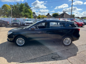 2022 MG Mg5 61.1kwh Exclusive Long Range Estate 5dr Electric Auto (156 Ps) in Black — image 5