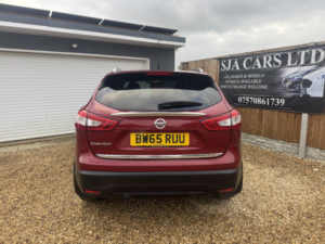 2016 Nissan Qashqai 1.6 Dci N-Tec+ in Red — image 5