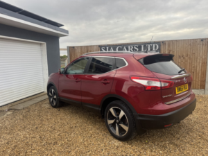 2016 Nissan Qashqai 1.6 Dci N-Tec+ in Red — image 6