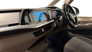 2023 Volkswagen Multivan 1.4 Tsi 13kwh Life MPV 5dr Petrol Plug-In Hybrid DSG Euro 6 (s/s) (218 Ps) in Grey — image 4