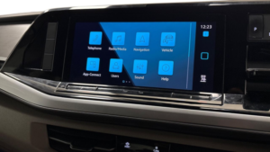 2023 Volkswagen Multivan 1.4 Tsi 13kwh Life MPV 5dr Petrol Plug-In Hybrid DSG Euro 6 (s/s) (218 Ps) in Grey — image 5