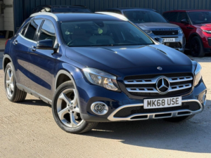 2019 Mercedes-Benz Gla 2.1 Gla200d Sport (executive) 7g-Dct Euro 6 (s/s) 5dr in Blue — image 5