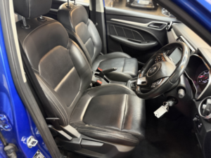 2018 MG MG Zs 1.5 Vti-Tech Exclusive in Blue — image 2