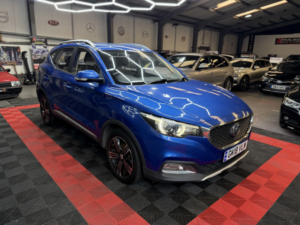 2018 MG MG Zs 1.5 Vti-Tech Exclusive in Blue — image 4
