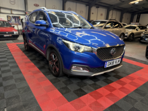 2018 MG MG Zs 1.5 Vti-Tech Exclusive in Blue — image 5
