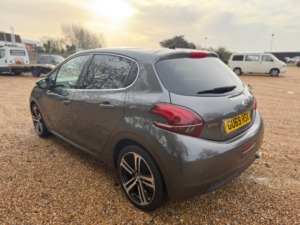 2019 Peugeot 208 1.5 Bluehdi Gt Line Hatchback 5dr Diesel Manual Euro 6 (s/s) (100 Ps) in Grey — image 5