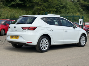 2013 SEAT Leon 2.0 Tdi Cr Se Hatchback 5dr Diesel DSG Euro 5 (s/s) (150 Ps) in Multicolour — image 5