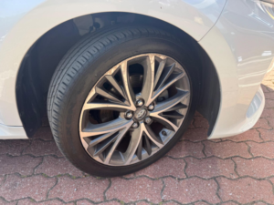 2020 Toyota Yaris 1.5 Vvt-H Excel E-CVT Euro 6 (s/s) 5dr in White — image 2
