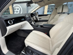 2017 Bentley Bentayga 6.0 W12 Auto 4WD Euro 6 (s/s) 5dr in Grey — image 2