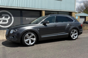 2017 Bentley Bentayga 6.0 W12 Auto 4WD Euro 6 (s/s) 5dr in Grey — image 6