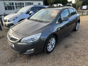 2012 Vauxhall Astra 1.4 16v Active in Grey — image 3