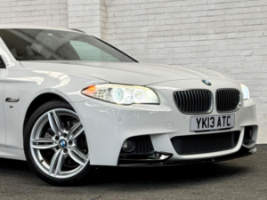 2013 BMW 5 Series 2.0 520i M Sport Touring Auto Euro 6 (s/s) 5dr in White — image 4