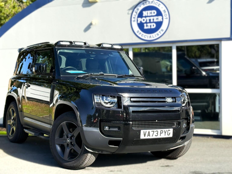 2023 Land Rover Defender 90 3.0 D250 Mhev Hse Auto 4WD Euro 6 (s/s) 3dr in Black — image 1