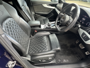 2020 Audi S4 Avant 3.0 Tdi V6 in Blue — image 3