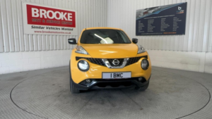 2016 Nissan Juke 1.2 Dig-T N-Connecta Euro 6 (s/s) 5dr in Yellow — image 3