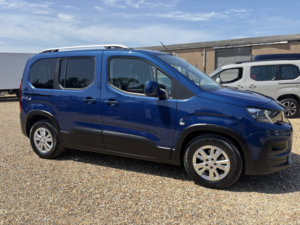 2019 Peugeot Rifter Wheelchair Accessible Vehicle Wav 1.5 Bluehdi Allure in Blue — image 2