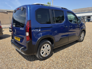 2019 Peugeot Rifter Wheelchair Accessible Vehicle Wav 1.5 Bluehdi Allure in Blue — image 3