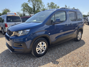 2019 Peugeot Rifter Wheelchair Accessible Vehicle Wav 1.5 Bluehdi Allure in Blue — image 6