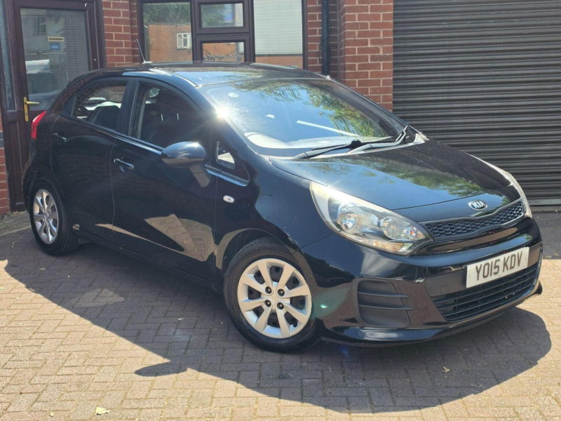 2015 Kia Rio 1.25 1 Air Euro 6 5dr in Black — image 1