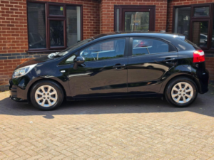 2015 Kia Rio 1.25 1 Air Euro 6 5dr in Black — image 6