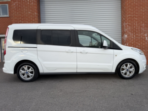 2016 Ford Grand Tourneo Connect 1.5 Tdci Titanium in White — image 2