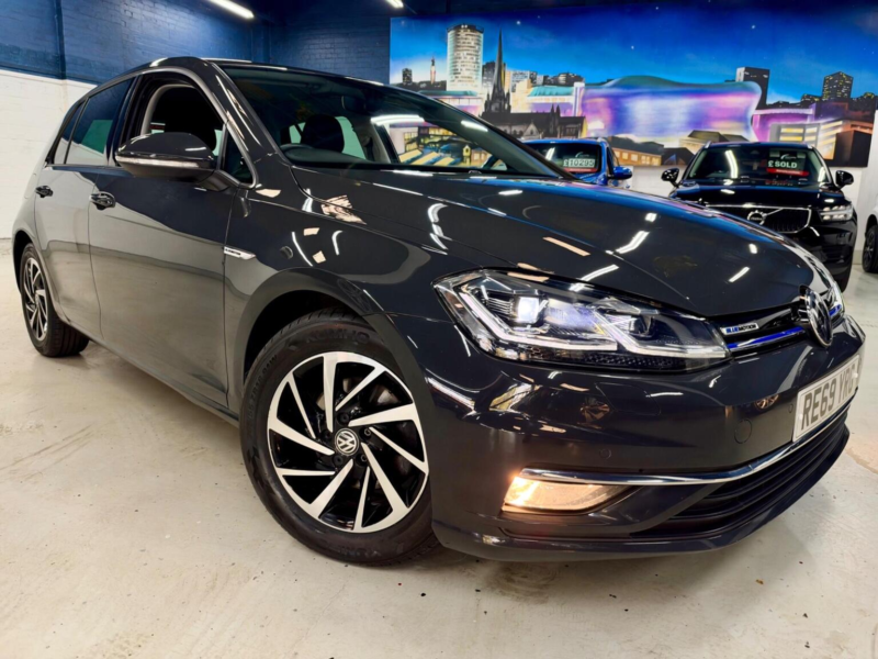 2019 Volkswagen Golf 1.5 Tsi Evo Match Edition Euro 6 (s/s) 5dr in Grey — image 1