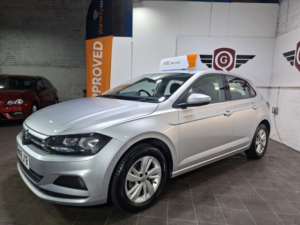 2018 Volkswagen Polo 1.0 Se in Silver — image 5