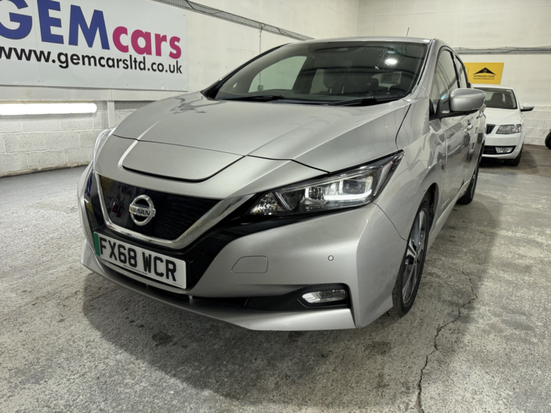 2018 Nissan Leaf 40kwh Tekna in Silver — image 1