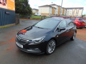 2019 Vauxhall Astra 1.4 I Turbo Griffin * Mot September 2027 * Finance Available * Free 6 Months Warranty * Free 6 Month in Black — image 6
