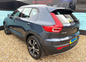 2019 Volvo Xc40 2.0 T4 Inscription Pro SUV 5dr Petrol Auto AWD Euro 6 (s/s) (190 Ps) in Blue — image 4