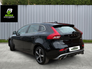 2016 Volvo V40 2.0 R-Design D2 in Black — image 5