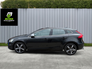 2016 Volvo V40 2.0 R-Design D2 in Black — image 6