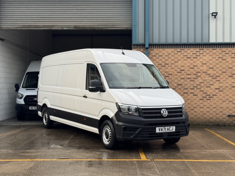 2022 Volkswagen Crafter 2.0 Tdi Cr35 Trendline Fwd Lwb High Roof Euro 6 (s/s) 5dr in White — image 1