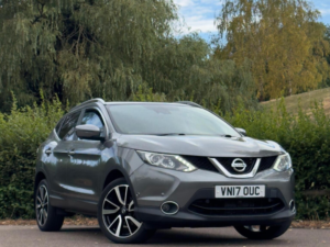 2017 Nissan Qashqai 1.6 Dci Tekna Xtron 2WD Euro 6 (s/s) 5dr in Grey — image 2