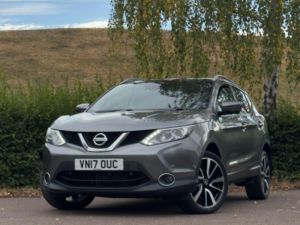 2017 Nissan Qashqai 1.6 Dci Tekna Xtron 2WD Euro 6 (s/s) 5dr in Grey — image 4